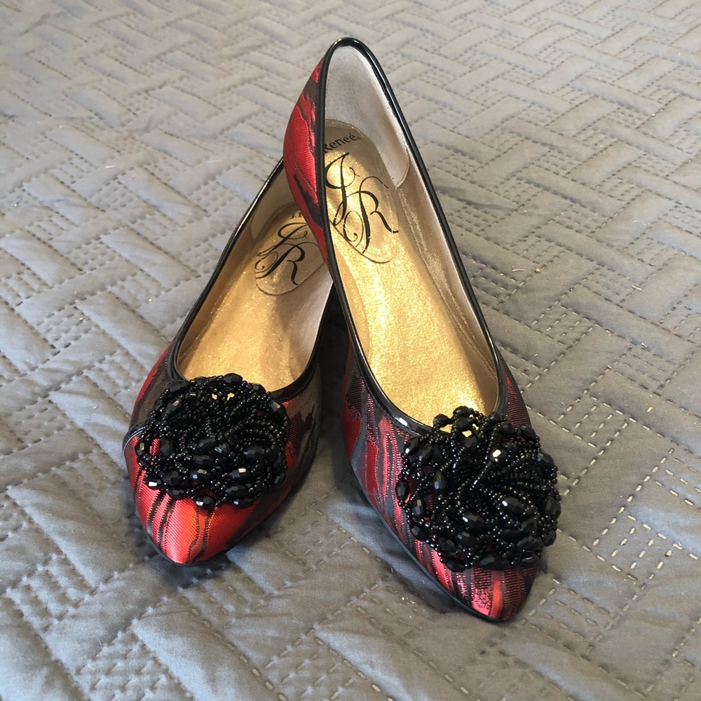 Shoes-flats